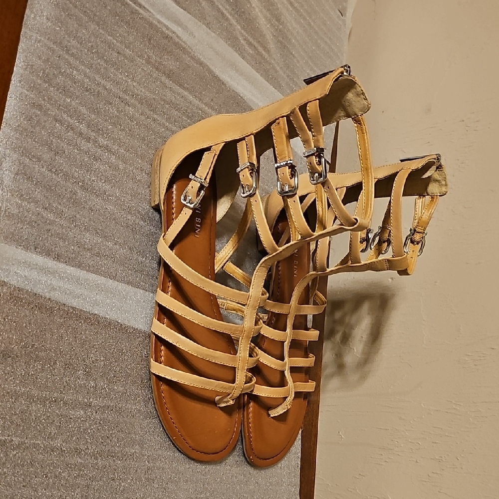 Women's Tan Gladiator Sandals